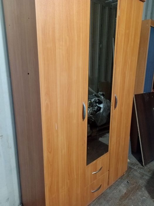 Продается шкаф 120/200
