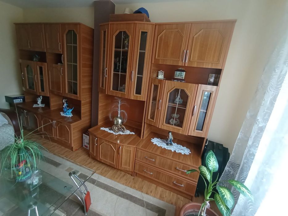 Bibliotecă living