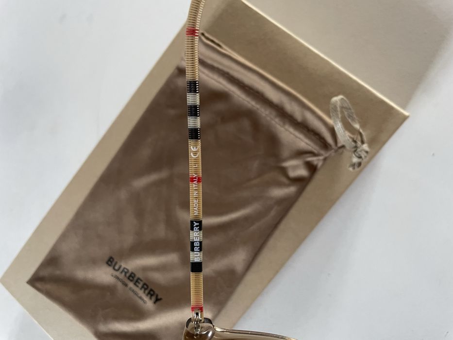 Ochelari de soare burberry originali