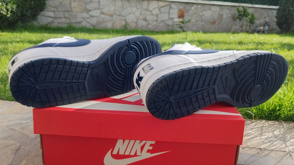 Маратонки NIKE Big Low Естествена кожа