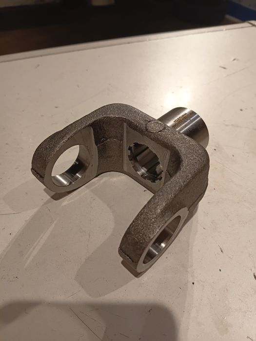 Вилка карданноговала газель