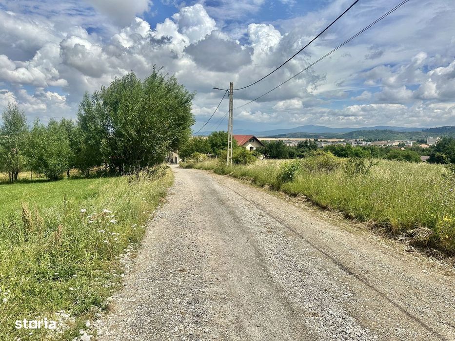 Teren intravilan de vânzare – Săcele, Str. Highișului 3.600 mp