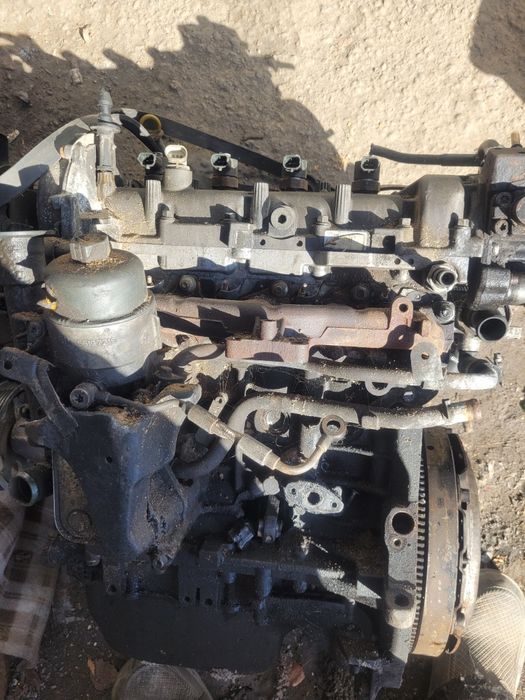 Продам двигатель под разбор