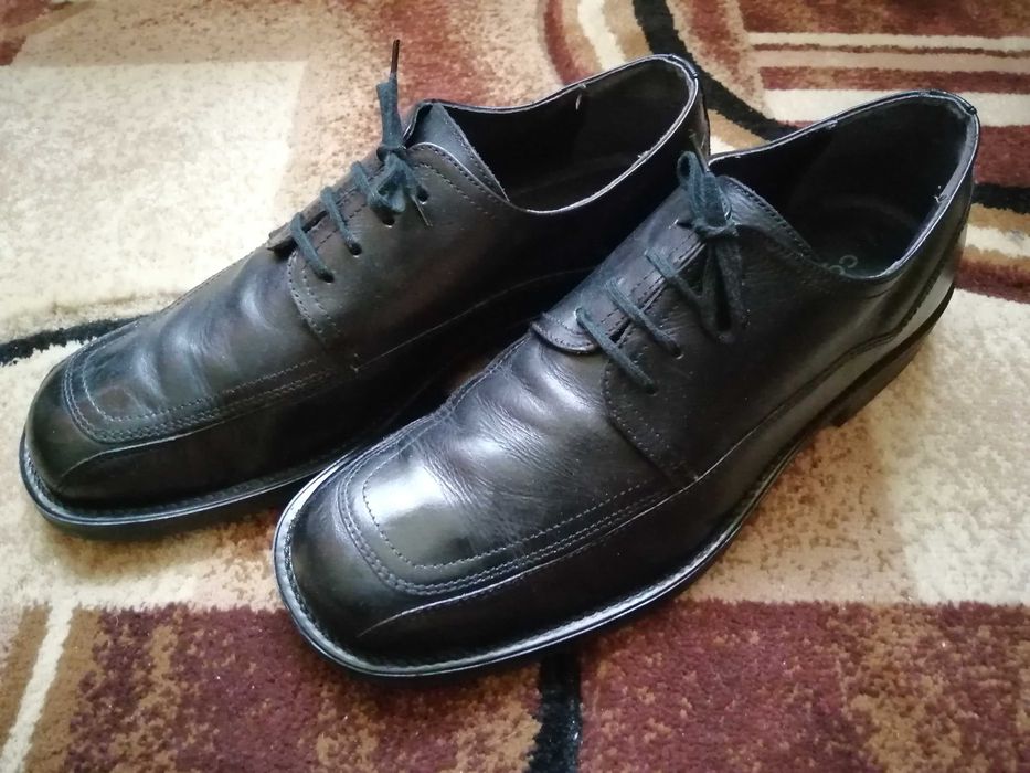 Vand pantofi din piele naturala,"COBAGO" Nr.44.