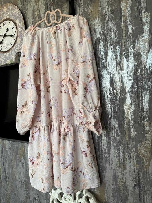 Rochie bej cu maneci bufante si volan noua H&M marime L - XL