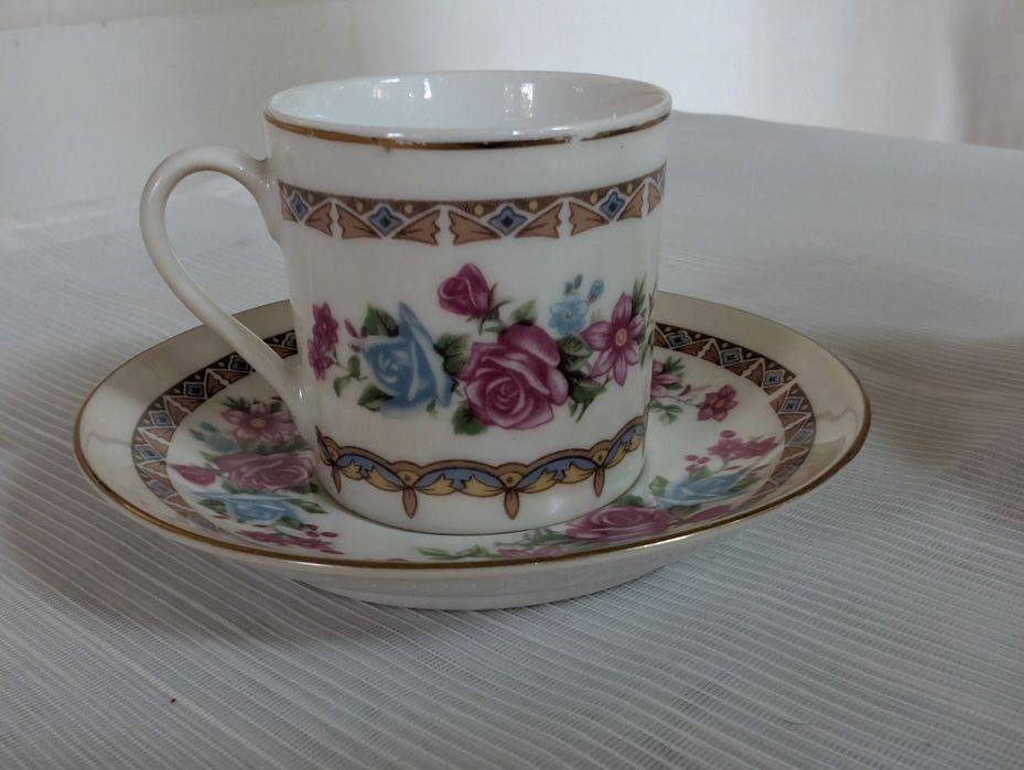 Set 24 piese portelan chinezesc anii 80, farfurii si cesti