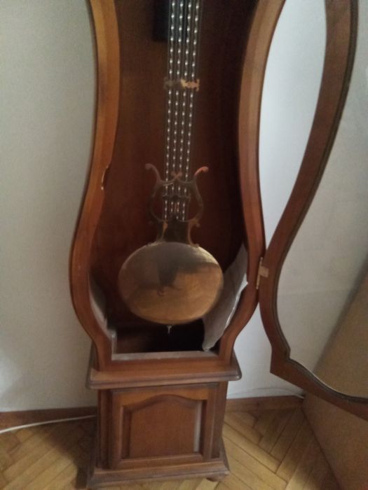 Френски салонен часовник