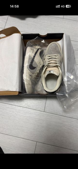 Adidasi Nike Dunk Low