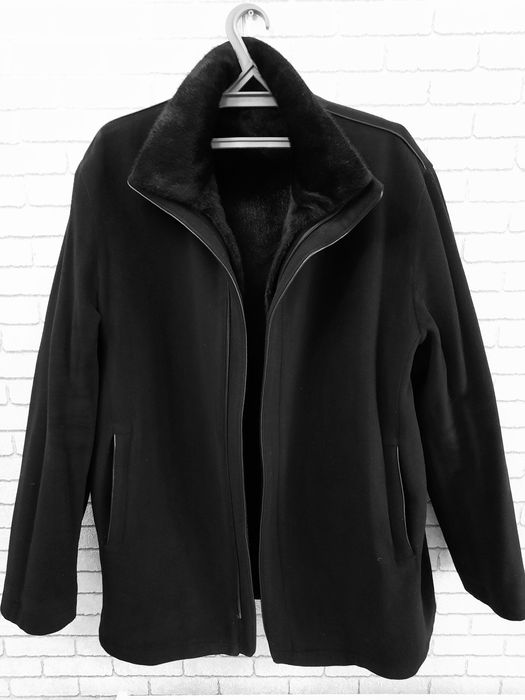 Срочно продам отличное мужское пальто!