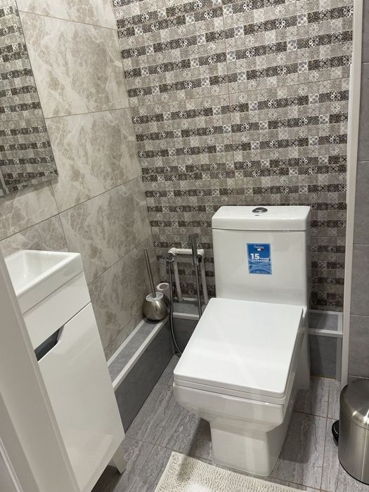 Продам квартиру на сайраме,Боз базар.