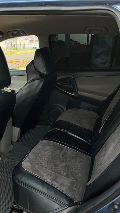 Продам Toyoto RAV4