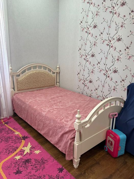Кровать полуторка