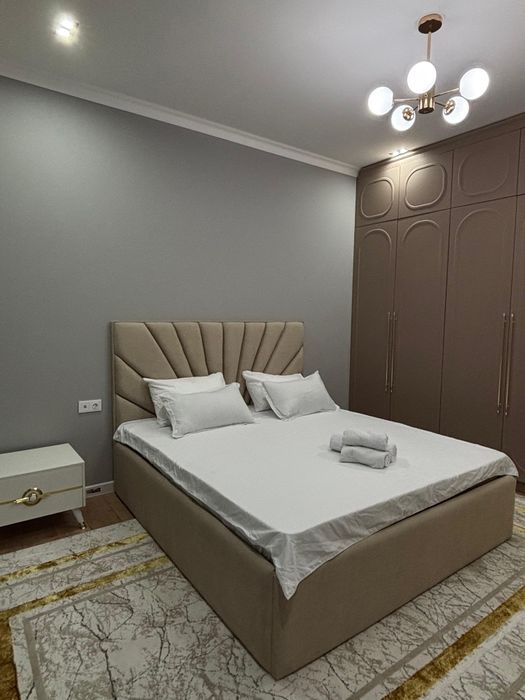 Люкс апартамент жалға беріледі.