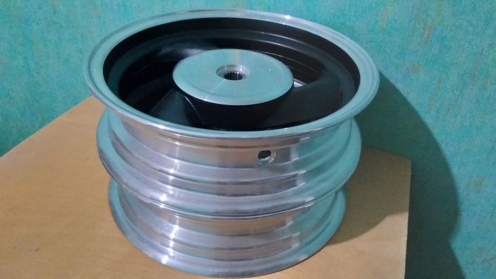 Продаётся Литие дикси для скутеров НОВЫЙ.