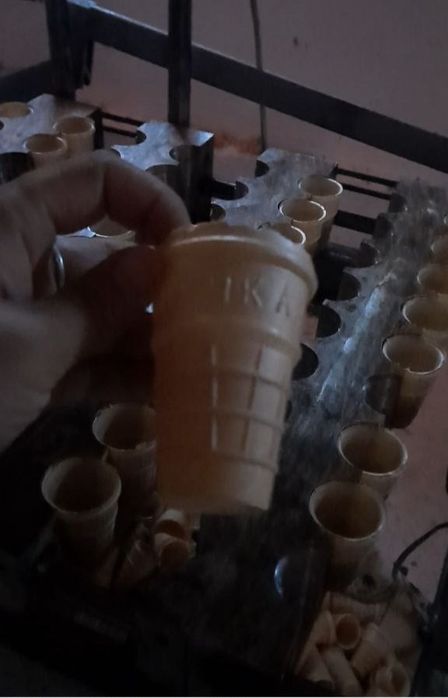 Muzqaymoq noni chiqaradigan apparat марожна нони чиқарадиган аппарат