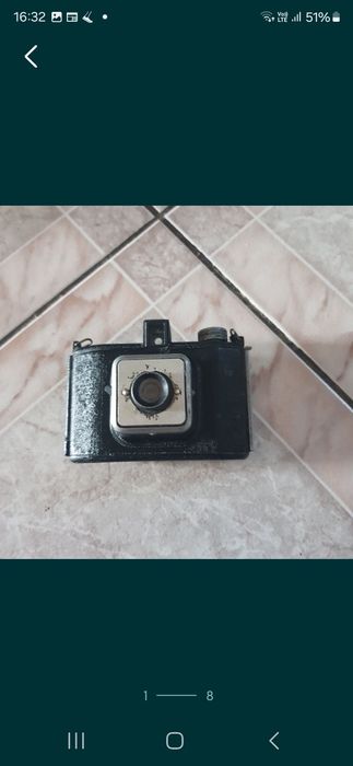 Vând tv,radio,aparat foto.