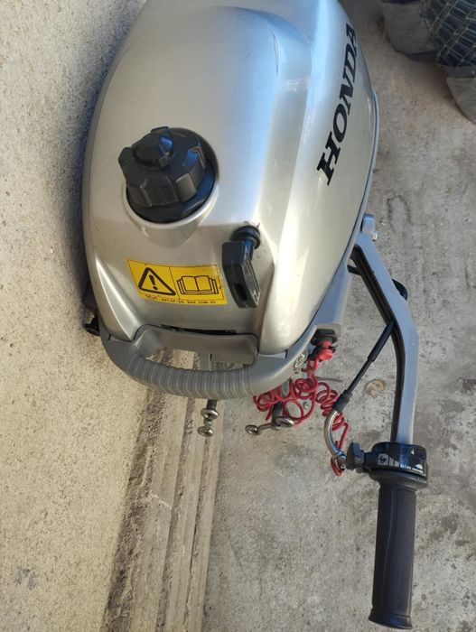 Извънбордов двигател за лодка