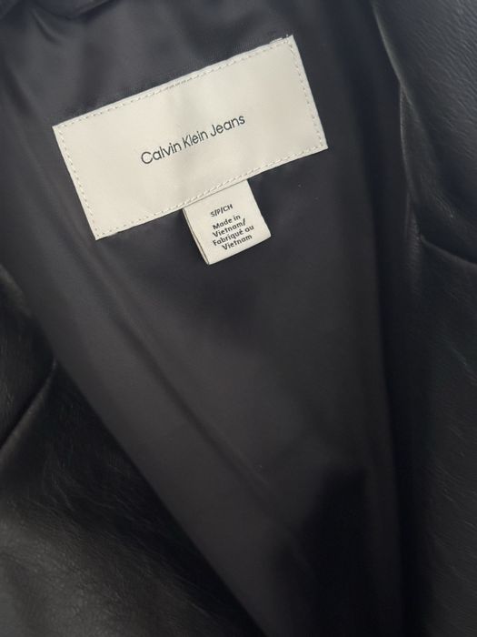 Geaca Calvin Klein Jeans, noua cu eticheta