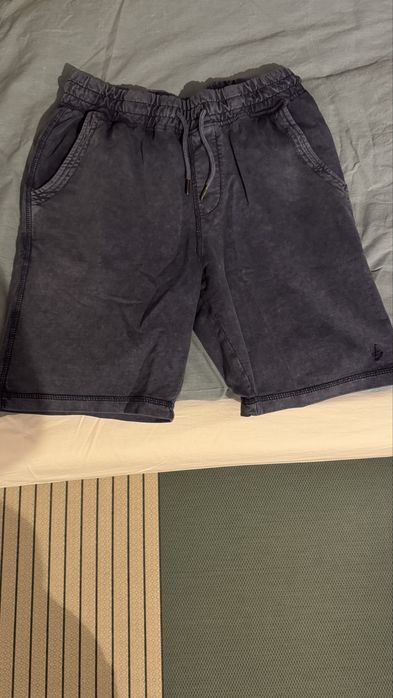 Pantaloni scurti Blend