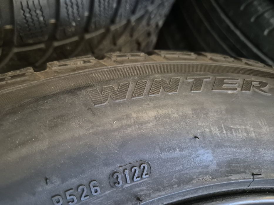 4 anvelope iarna Pirelli 235 55 17 ca si noi