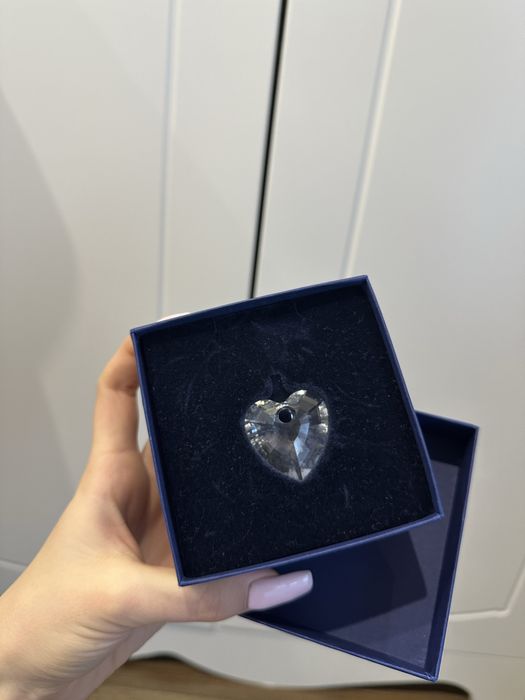 swarovski голямо сърце колие