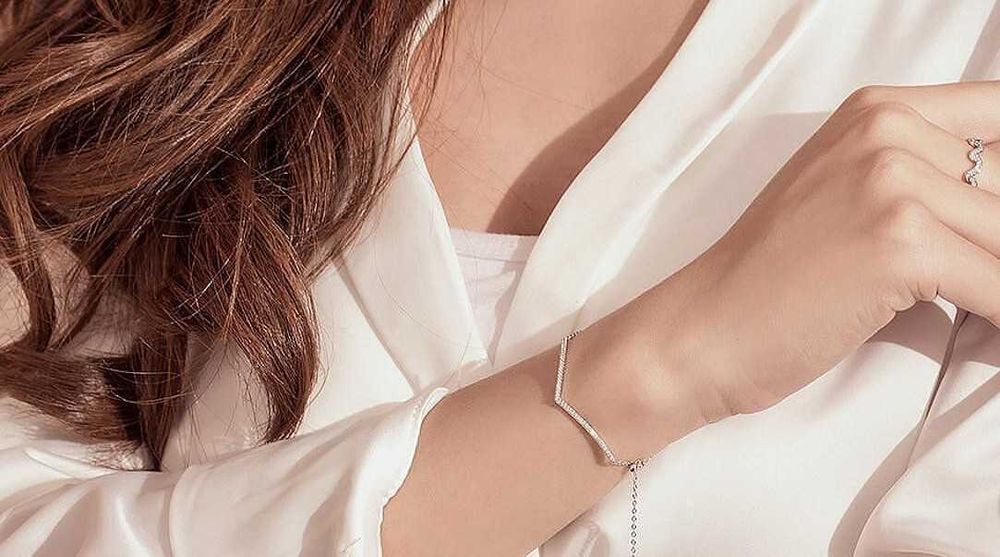 Сребърна гривна Елеганс