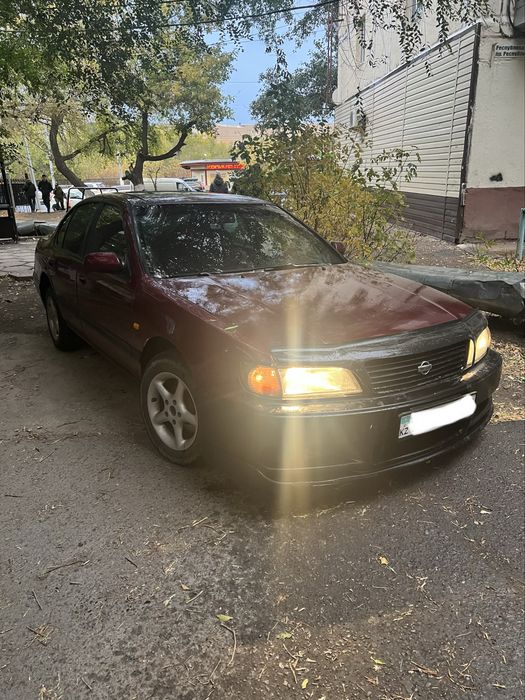 Машина nissan maxima механика 2.0