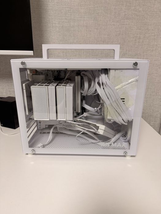 Корпус для компьютера