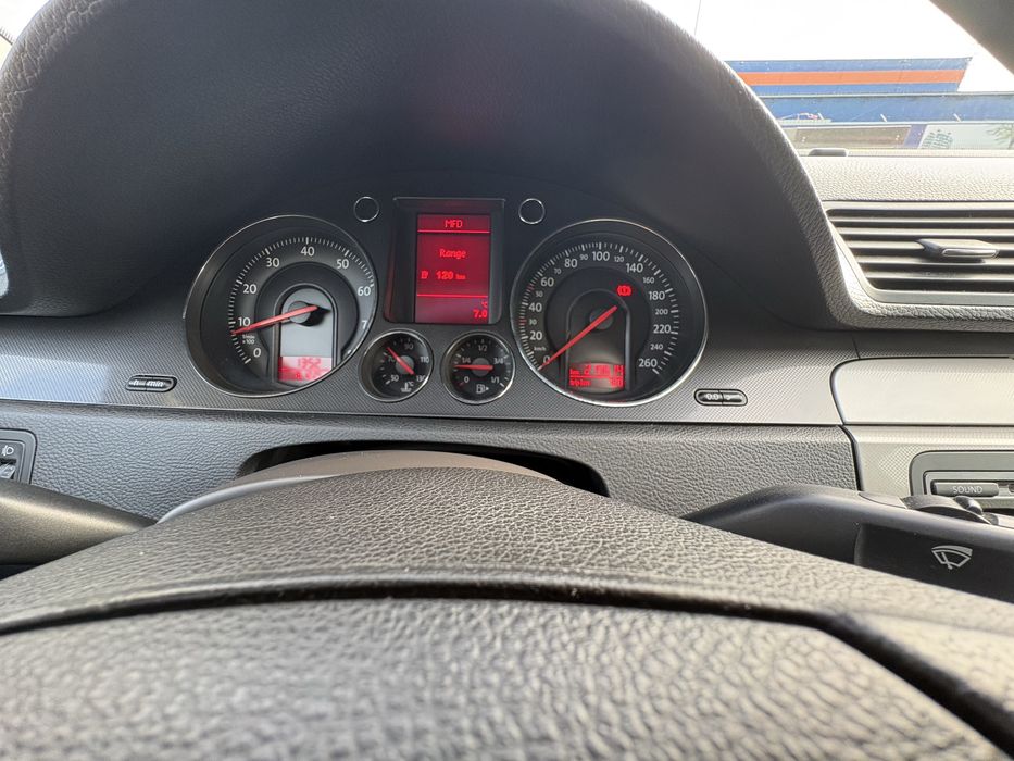 Vand vw passat b6 benzina1.6 fsi