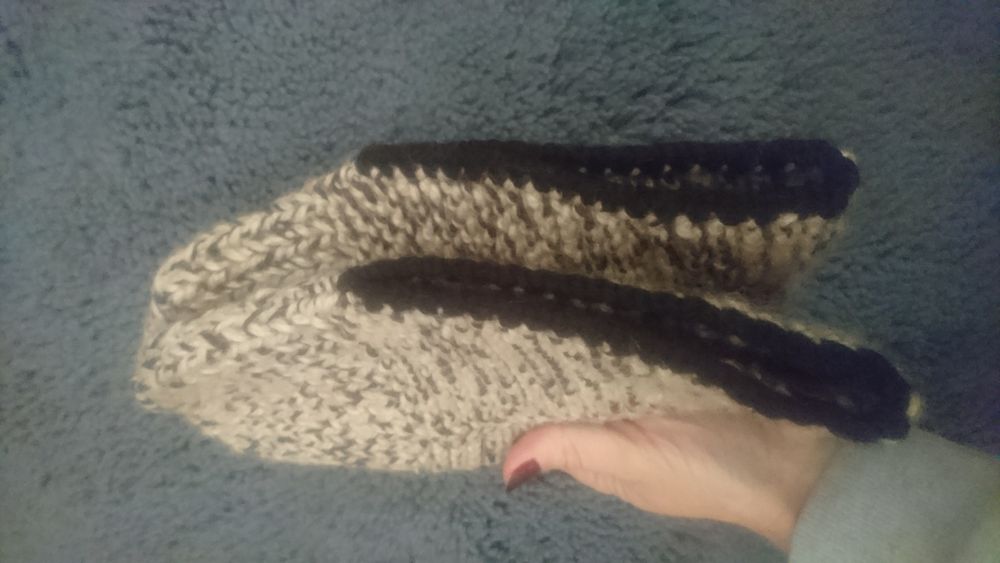 Papuci de casa/ cipici ciorapi lână copii