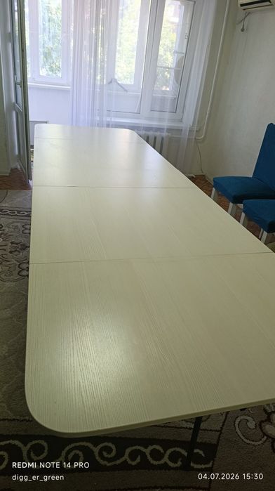 Продается стол трансформер со стульями