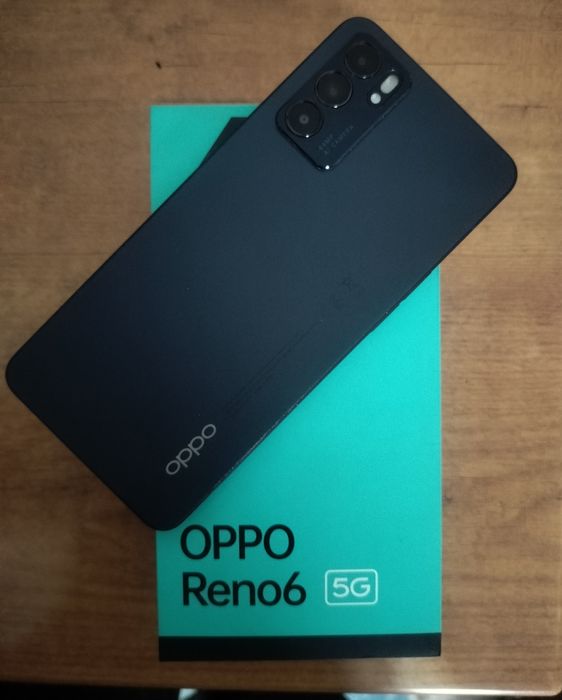 Продам телефон Oppo Reno 6-5G