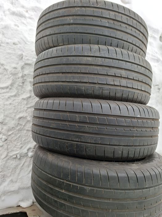 Продам шины. 255/55/19 гудиер