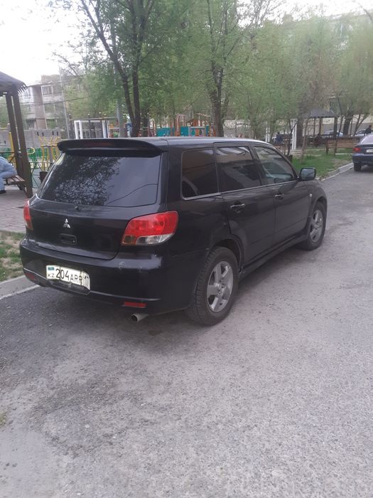 Mitsubishi airtrek 2003