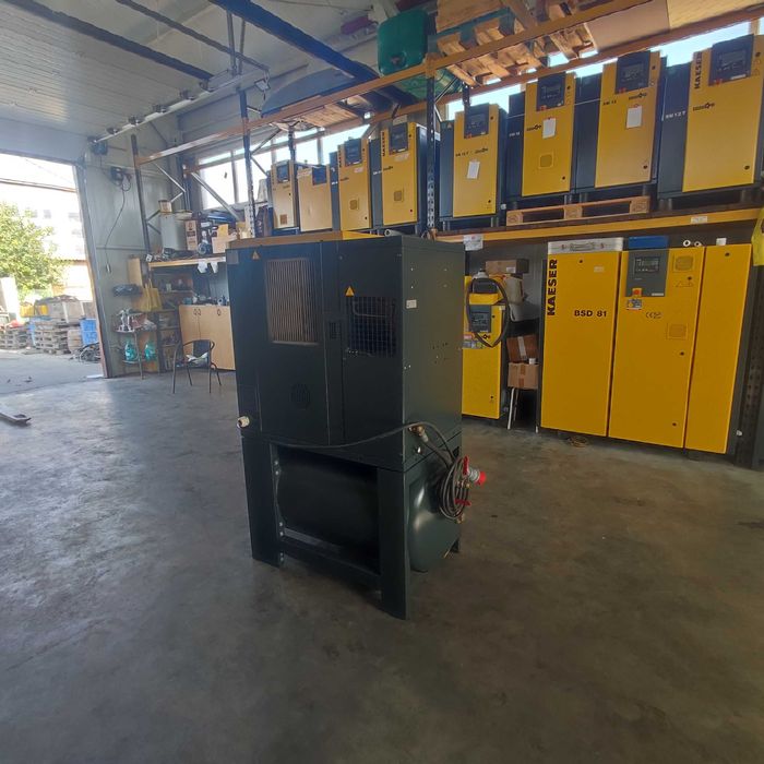 Compresor aer cu surub Kaeser Aircenter SM 9