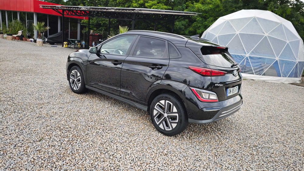 Hyundai Kona Electic 204ks 64KW Tecno