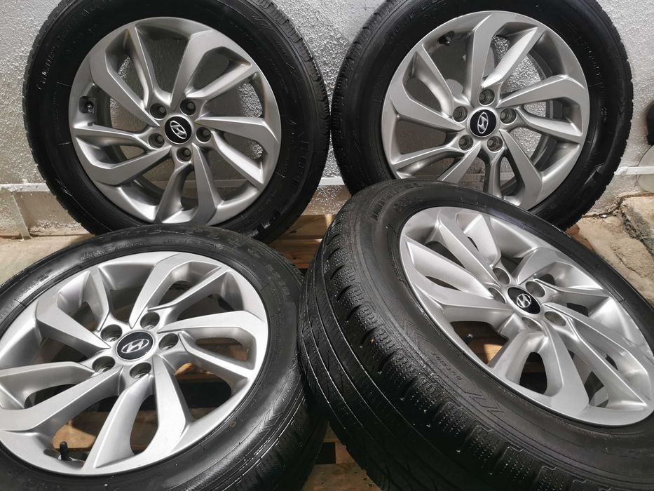 Jante Originale Hyundai Tucson R 17 cu anvelope de iarna Zalau • OLX.ro