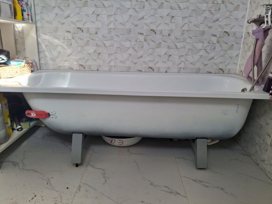 Ванна , туалет, умывалка