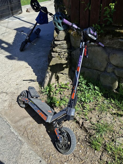 Vând trotinetă electrică kukirin g2 2025