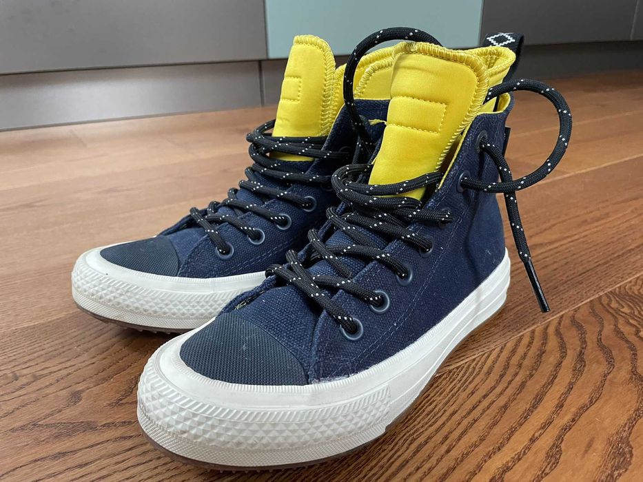 Tenesi Conversi tip gheata din material, grosi, marimea 35