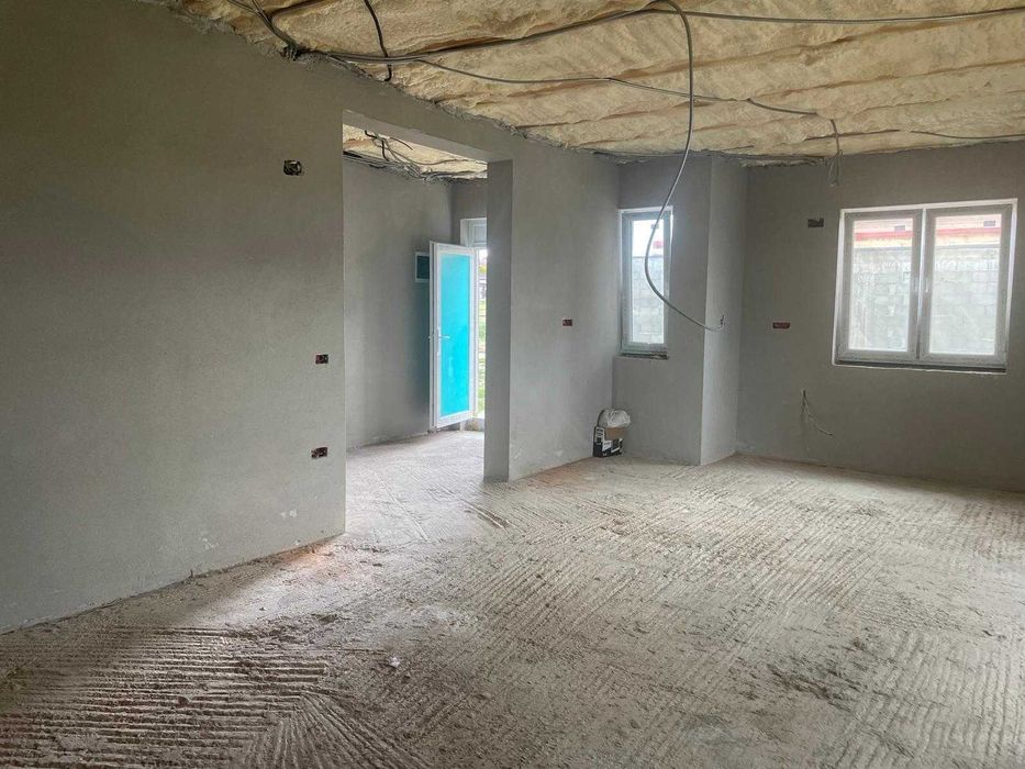 Vand urgent casa noua in Cihei Oradea