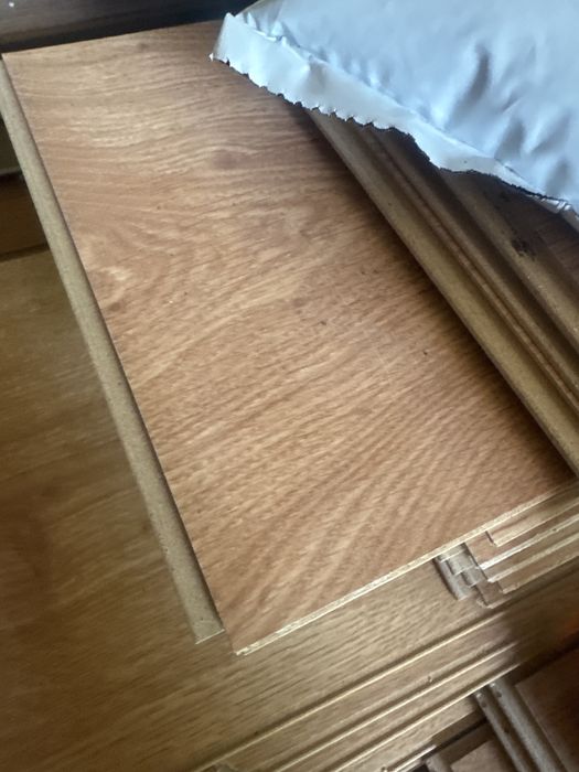 Продам б/ у ламинат 85 кв м