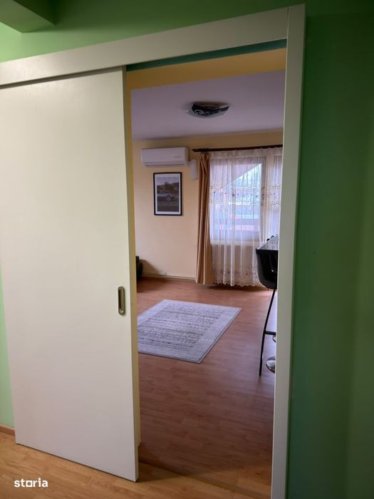 Proprietar vand casa aproape de centrul orașului Onesti