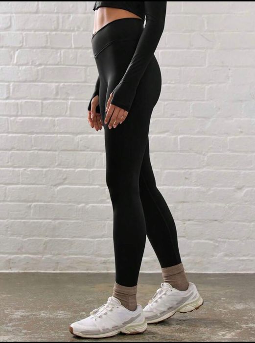 Дамски спортен клин