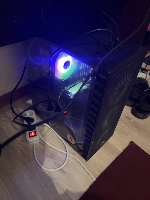 Игравой компьютер комплект бірге