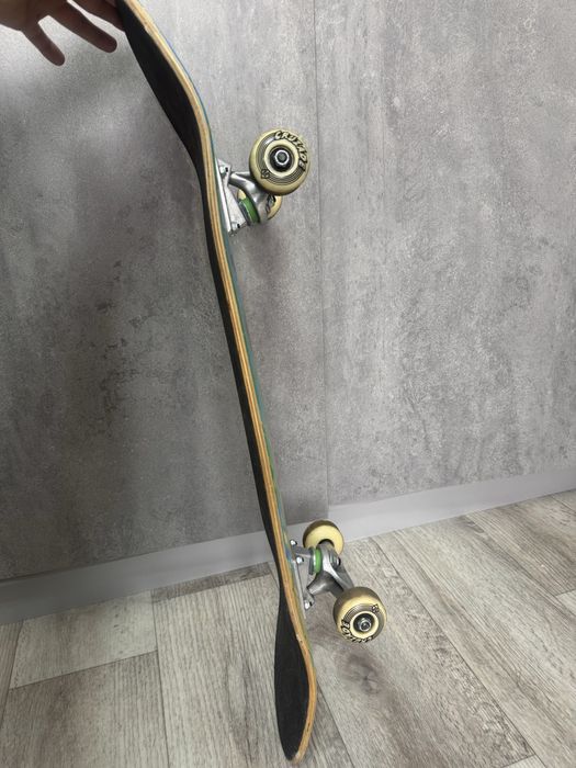 Продам скейт / скейтборд профессиональный