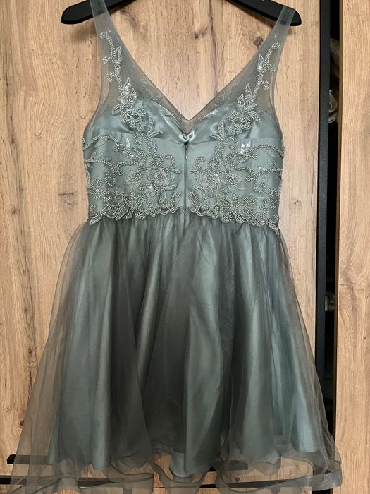 Красива бална рокля