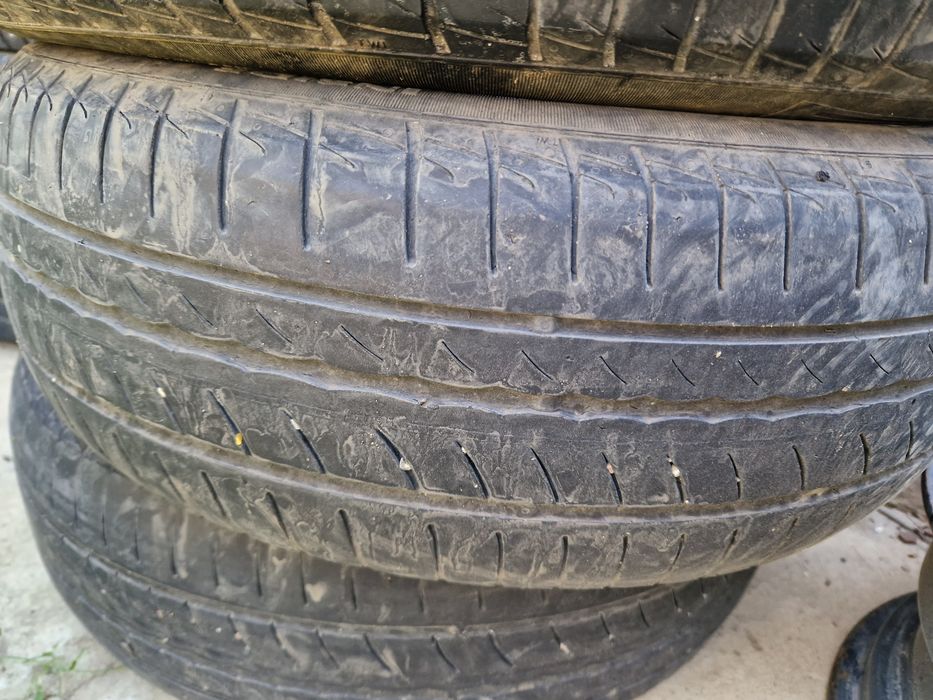 Покрышка 185/65 R15