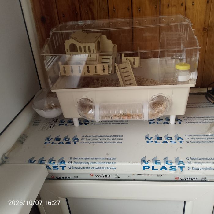 Продам клетку хомека