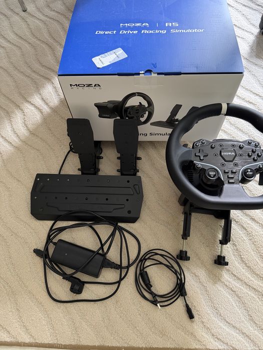 Moza Racing R5 Bundle